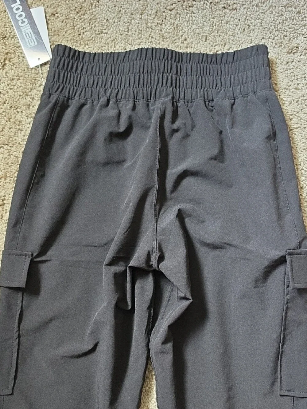 32 Cool black cargo